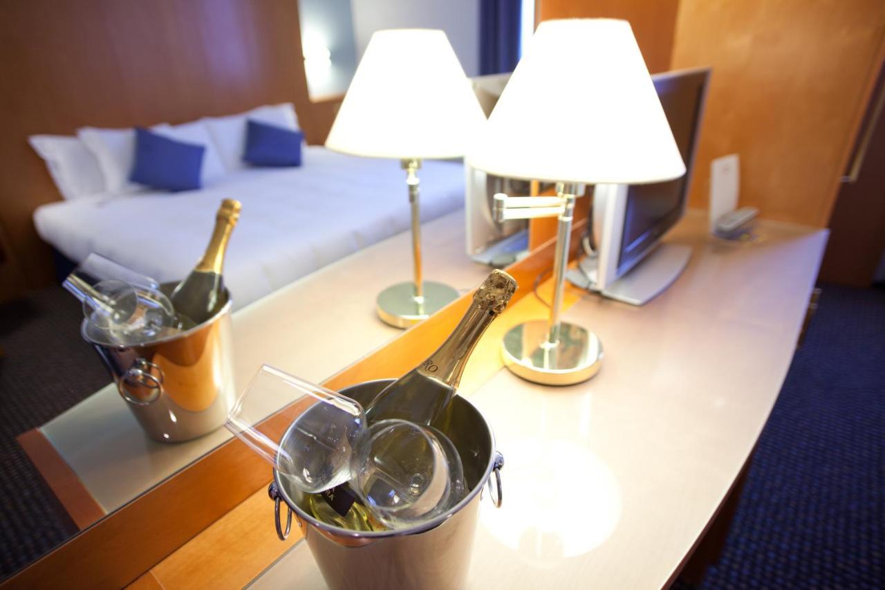 Una Hotels Occhiobello Esterno foto