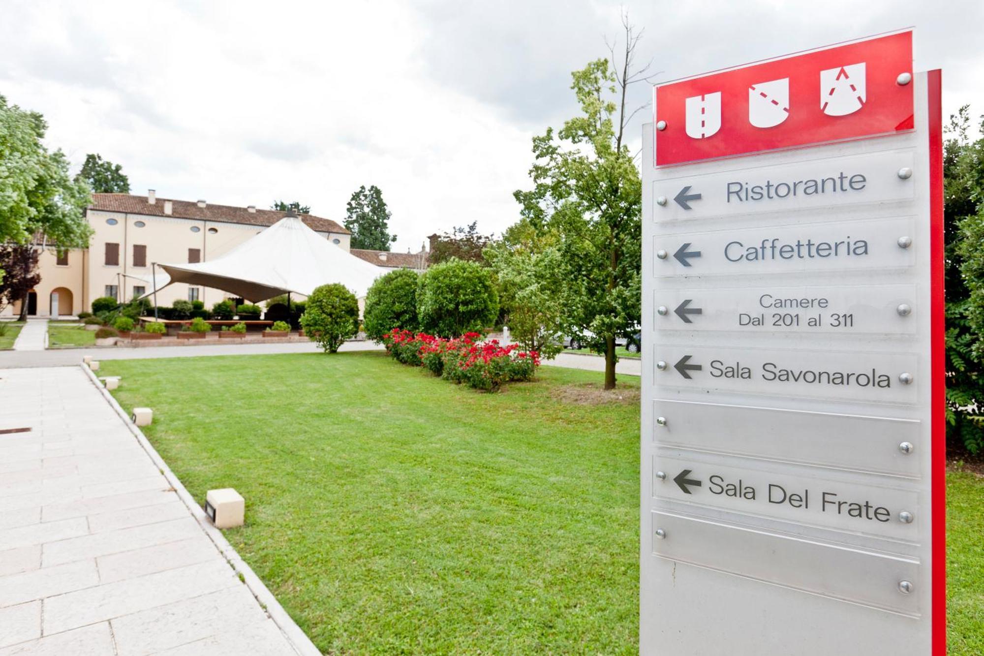 Una Hotels Occhiobello Esterno foto