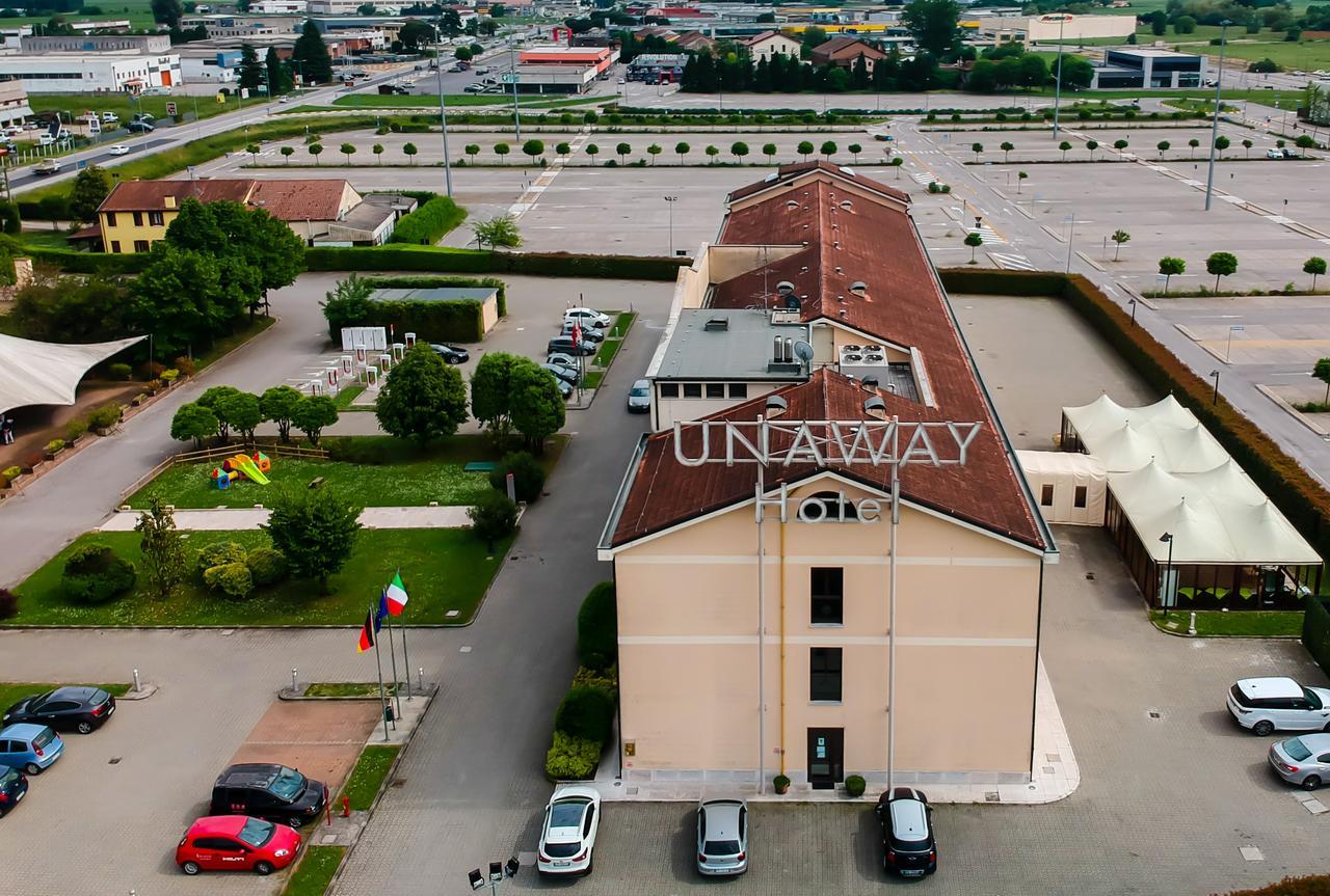 Una Hotels Occhiobello Esterno foto
