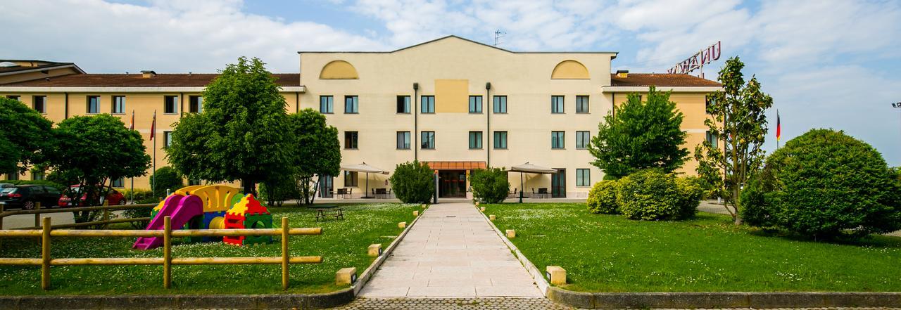 Una Hotels Occhiobello Esterno foto