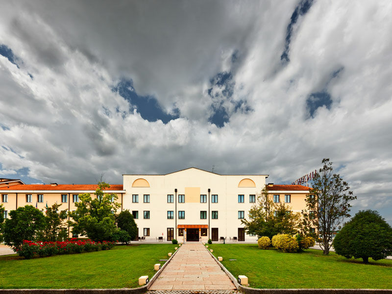Una Hotels Occhiobello Esterno foto